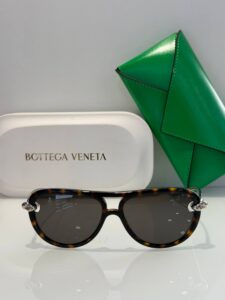 Солнцезащитные очки Bottega Veneta