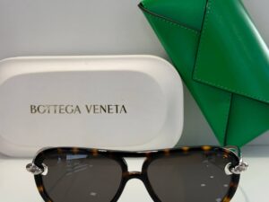 Солнцезащитные очки Bottega Veneta
