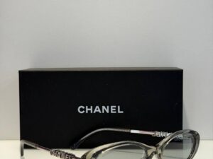 Очки солнцезащитные Chanel