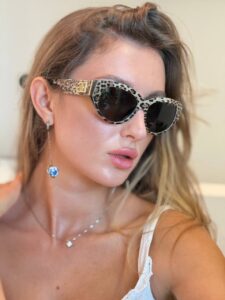 Солнцезащитные очки Dolce  Gabbana