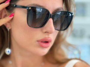 Солнцезащитные очки Gucci 2 3