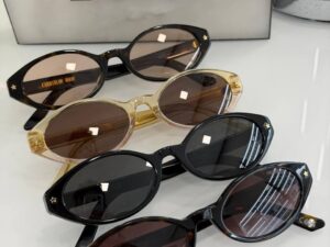 Очки солнцезащитные Christian Dior