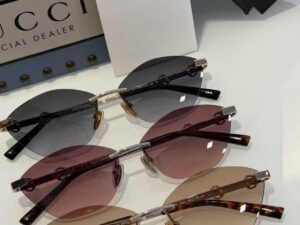 Очки солнцезащитные Gucci