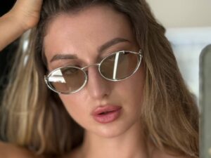 Очки солнцезащитные Miu Miu
