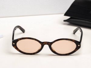 Очки солнцезащитные Christian Dior 2