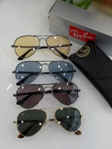 Солнцезащитные очки Ray-Ban Aviator