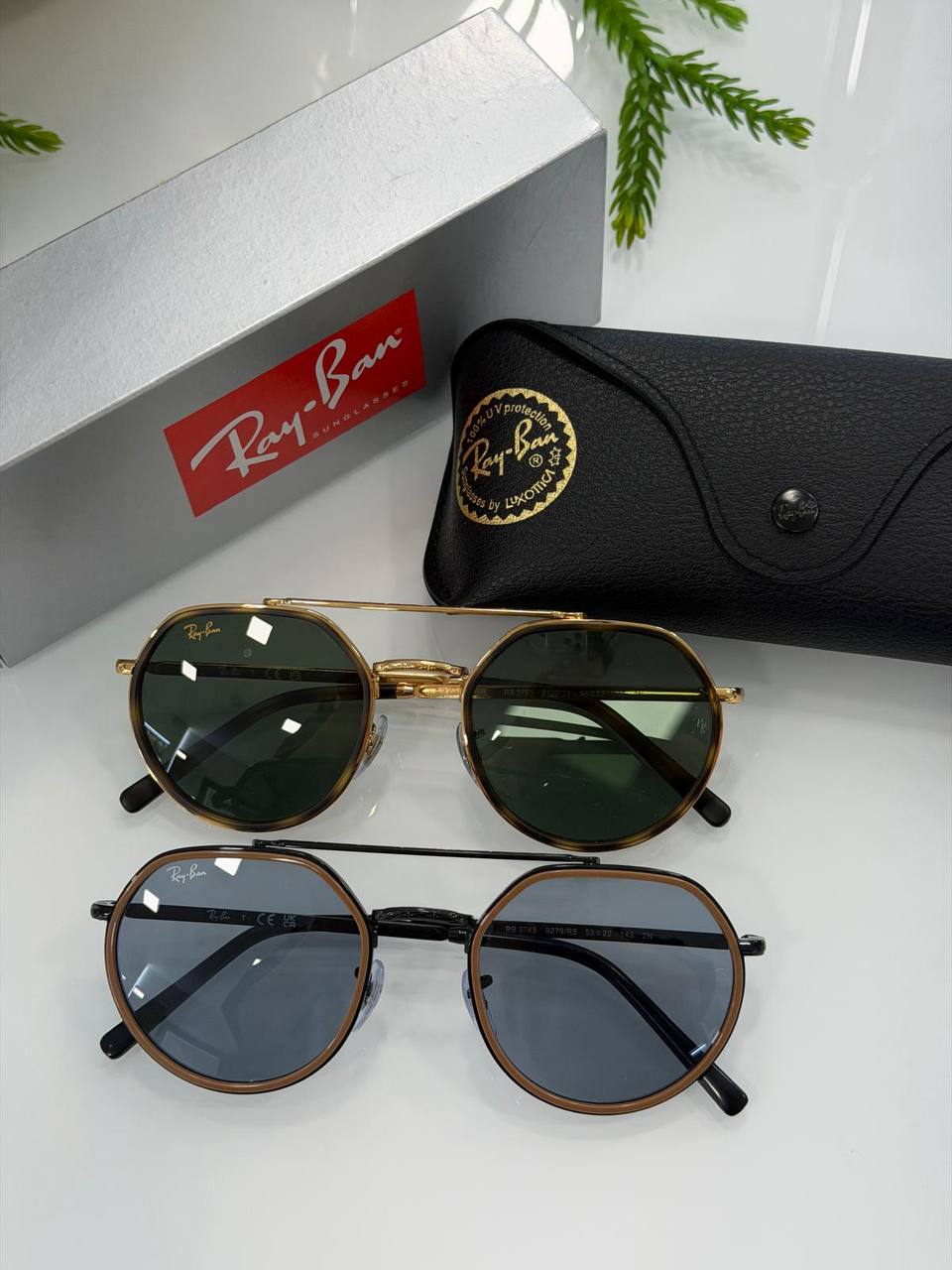 Солнцезащитные очки Ray-Ban Aviator
