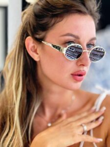 Солнцезащитные очки Gucci 2 3