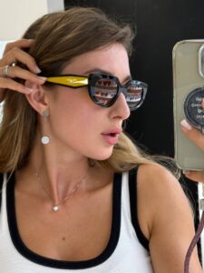 Солнцезащитные очки Prada