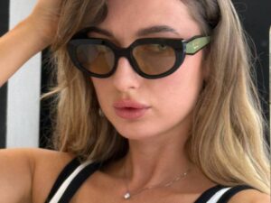 Очки солнцезащитные Prada 2