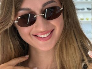 Очки солнцезащитные Vogue