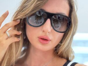 Очки солнцезащитные Fendi 2
