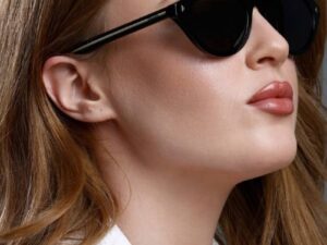 Солнцезащитные очки Prada 2 — фото 1 Солнцезащитные очки Prada 2
