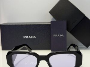 Солнцезащитные очки Prada Symbole