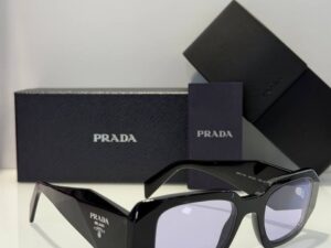 Солнцезащитные очки Prada Symbole