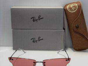 Солнцезащитные очки Ray-Ban