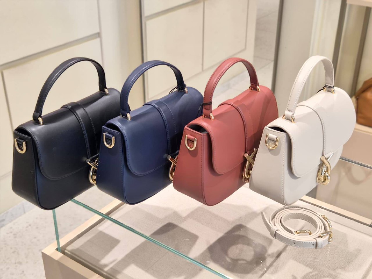 Сумка женская кожаная Furla