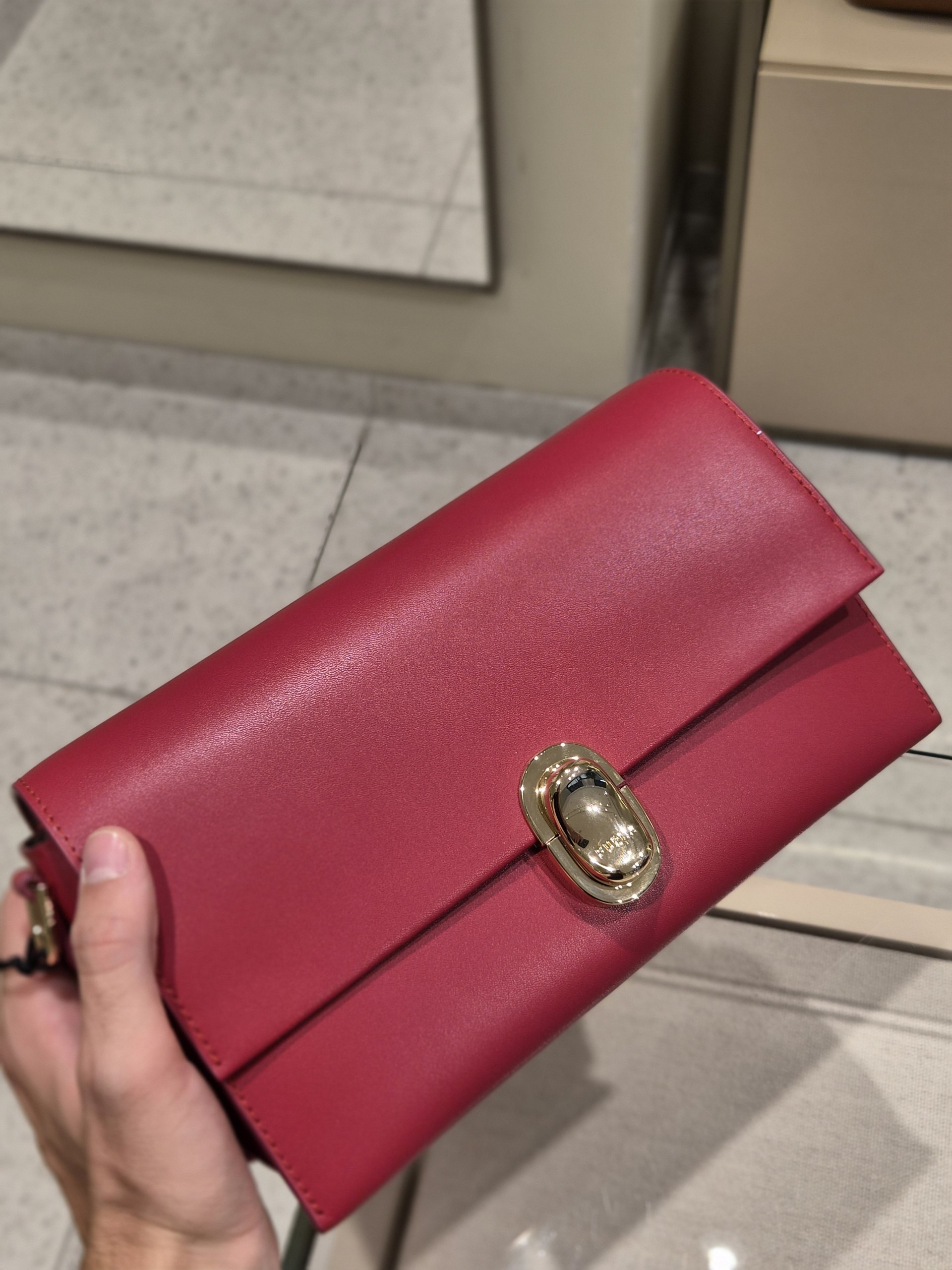 Сумка кожаная Furla Eclisse