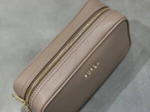 Сумка кроссбоди Furla Classic XL