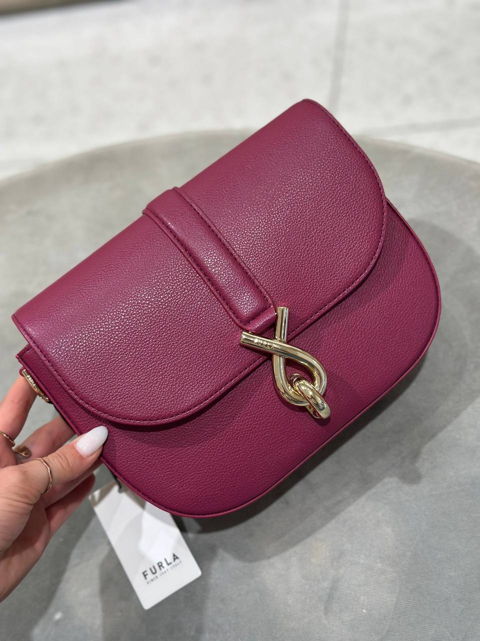 Сумка кросс-боди Furla Mianova