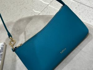 Сумка кожаная Furla Cassiopea