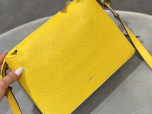 Сумка кожаная Furla Nuvola