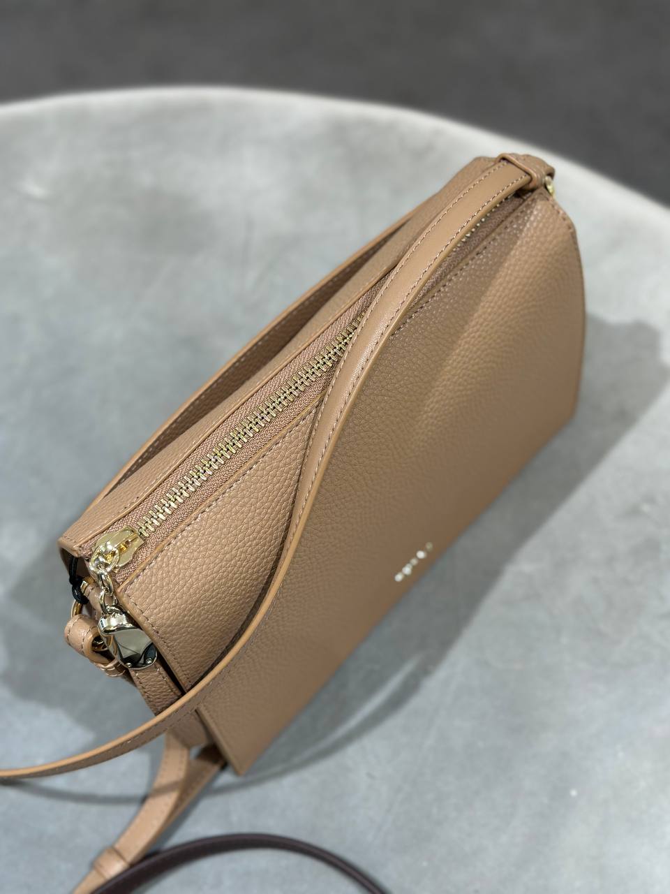 Сумка кросс-боди Furla Ofelia 2