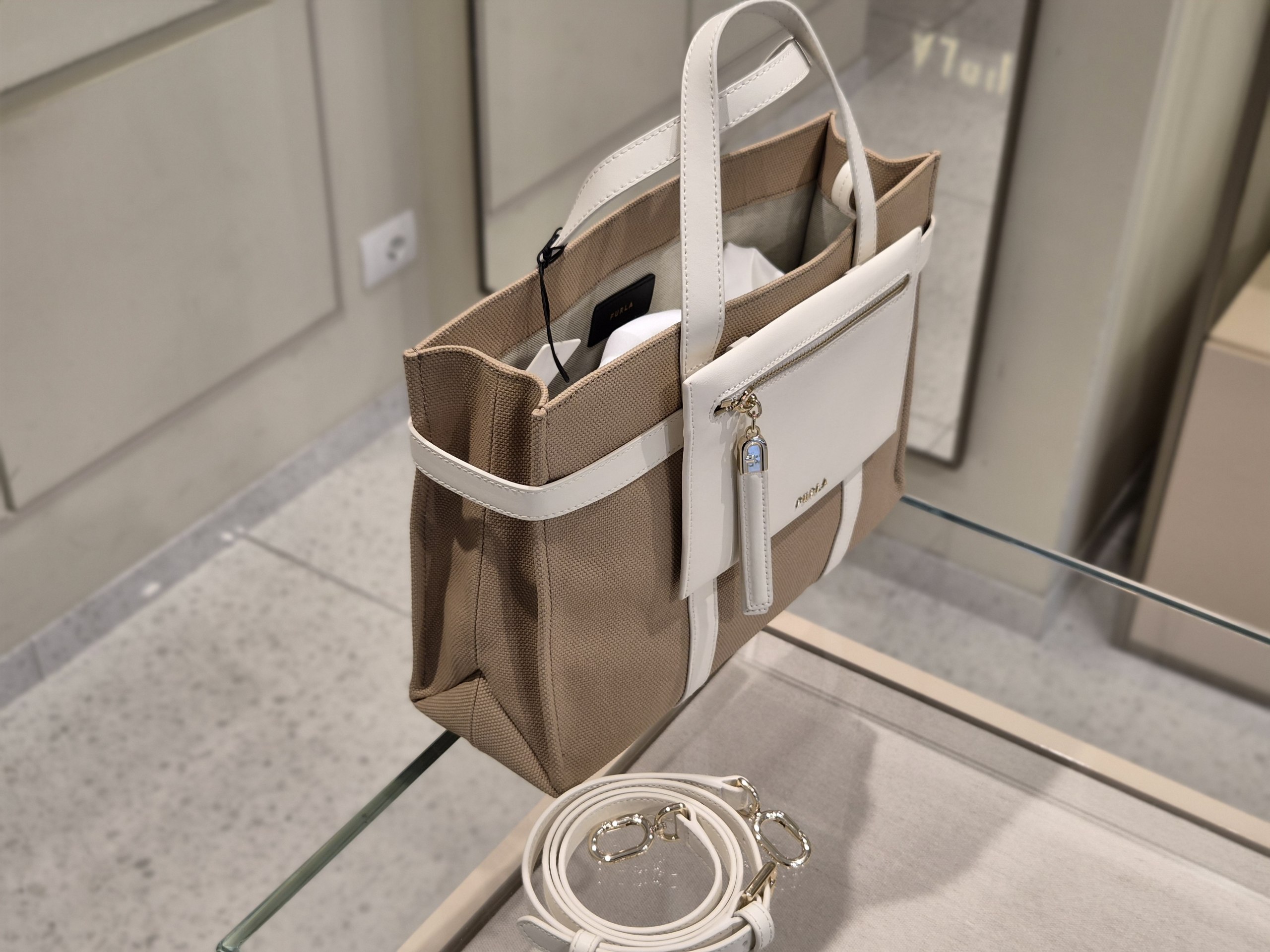 Сумка-тоут Furla Laguna