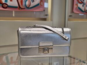 Сумка кожаная Furla