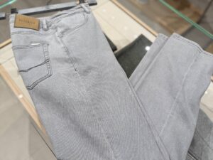 Джинсы серые Peserico PESERICO OUTLET