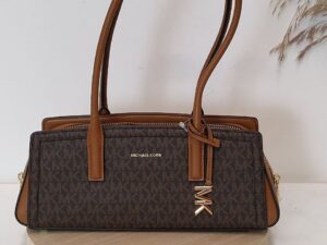 Сумка на плечо Michael Kors
