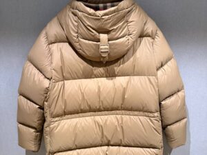 Пуховик мужской Burberry BURBERRY OUTLET 2 — фото 1 Пуховик мужской Burberry BURBERRY OUTLET 2