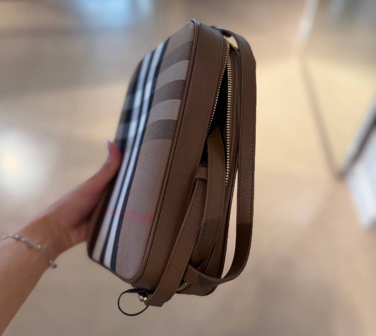 Сумка через плечо Burberry BURBERRY