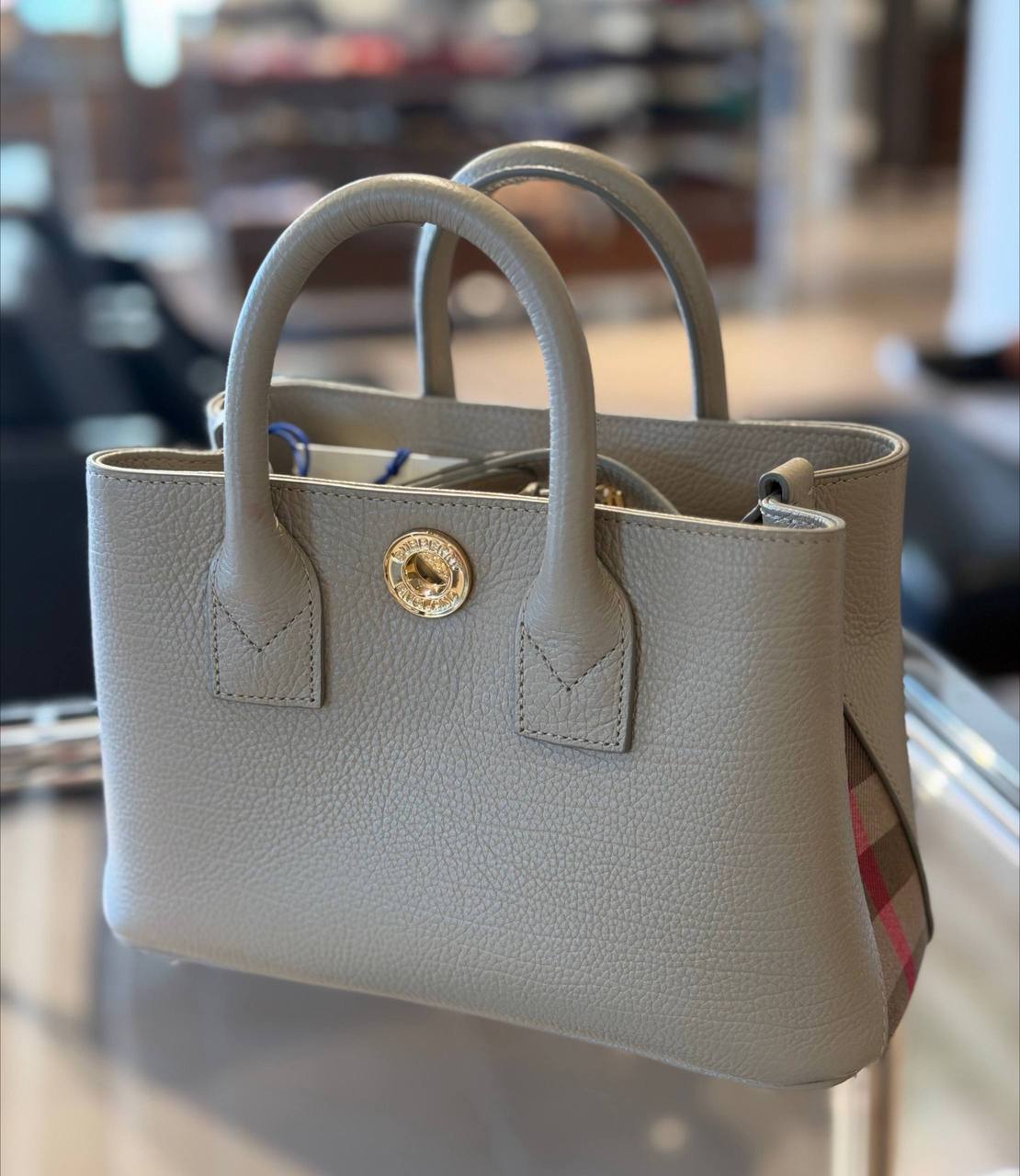 Кожаная сумка Burberry BURBERRY OUTLET