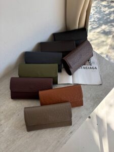 LEATHER COUNTRY 125912