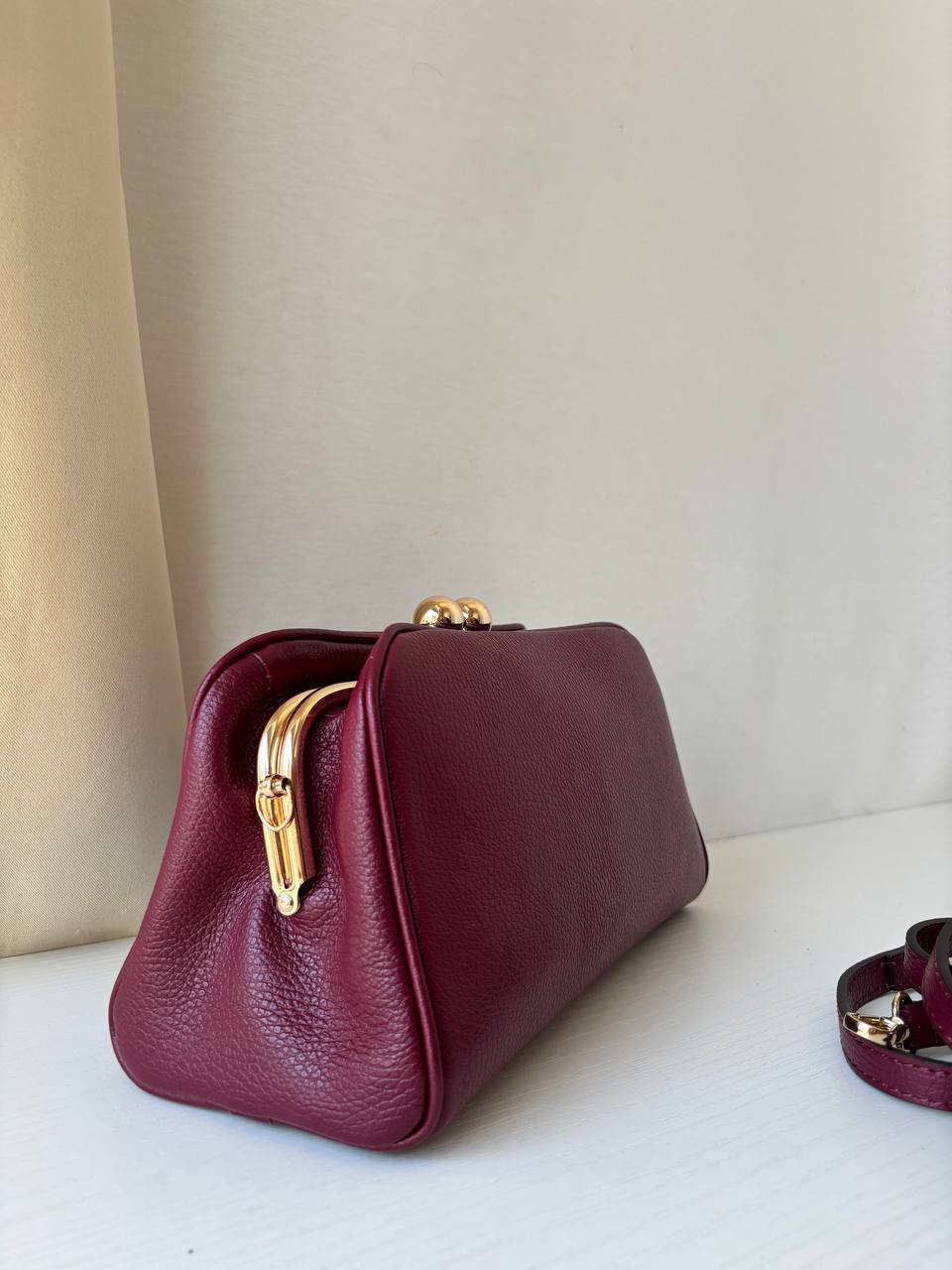 Клатч кожаный с фермуаром LEATHER