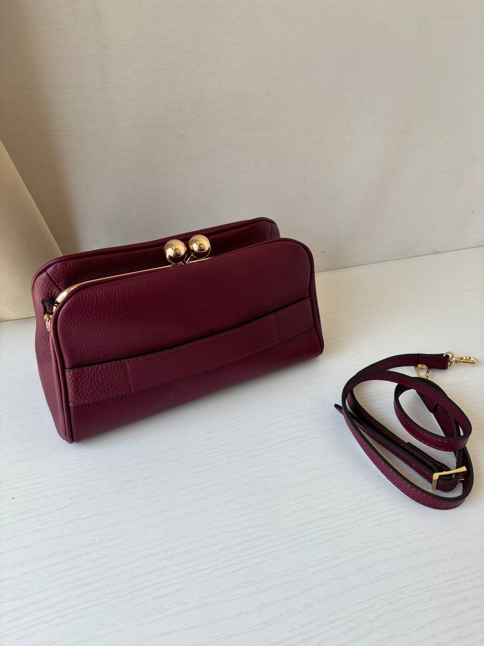 Клатч кожаный с фермуаром LEATHER
