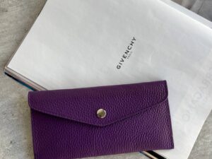 Кошелек-конверт из натуральной кожи LEATHER