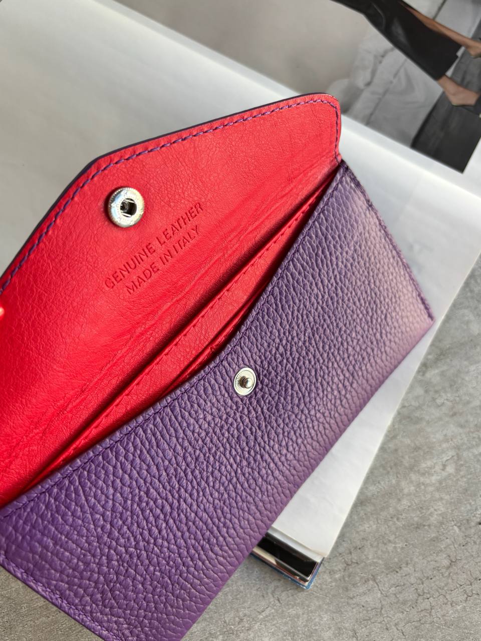 Кошелек-конверт из натуральной кожи LEATHER
