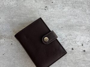 Кожаный картхолдер с защитой LEATHER