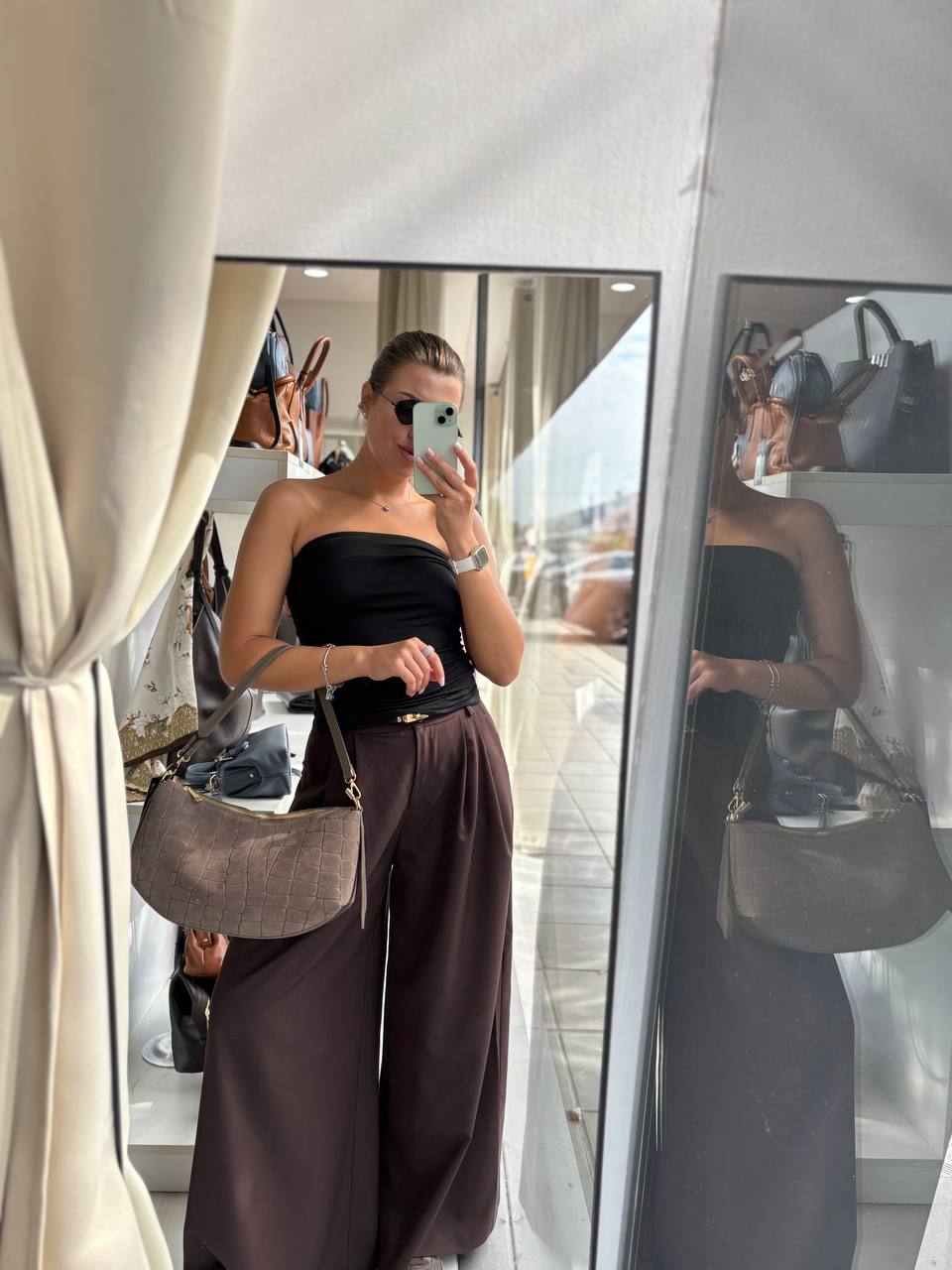 Сумка женская на плечо LEATHER