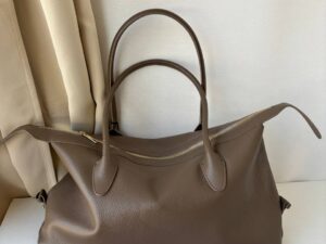 Кожаная сумка тоут тауп LEATHER