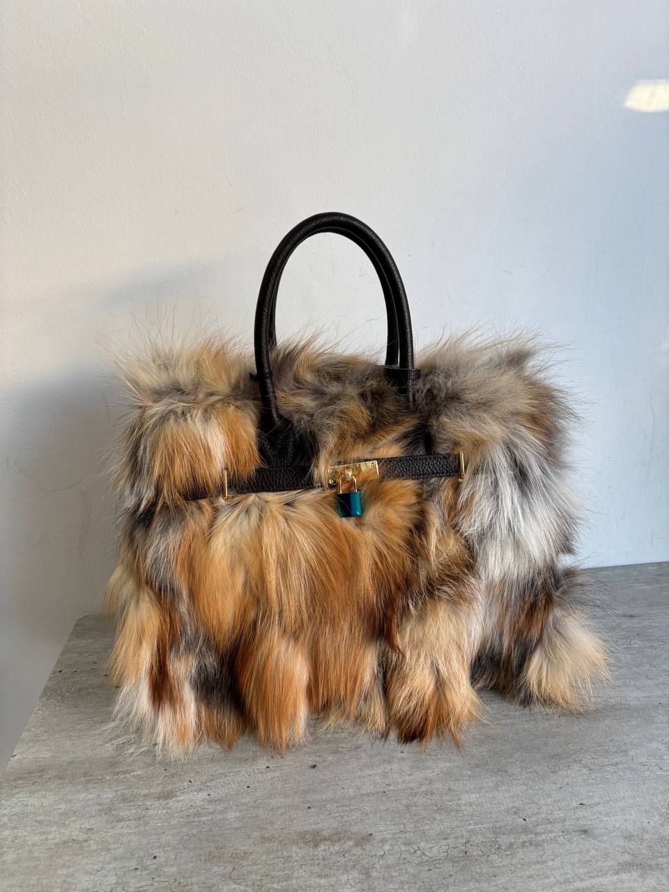 Женская меховая сумка тоут LEATHER