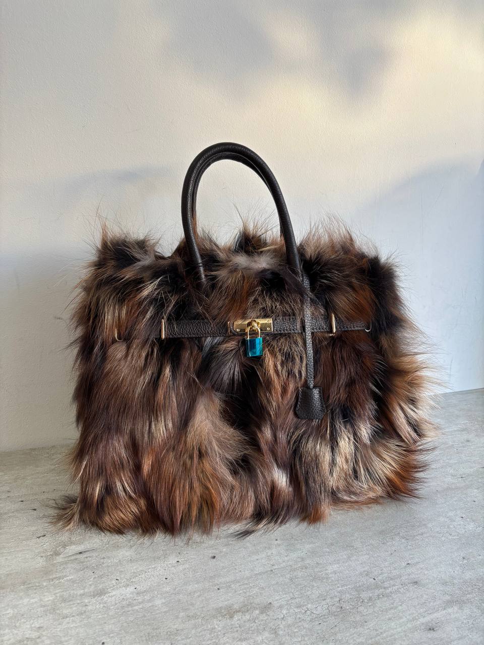 Женская меховая сумка тоут LEATHER