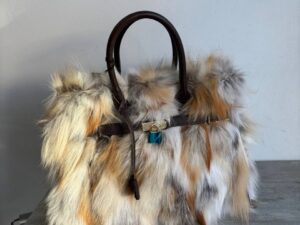 Меховая сумка тоут LEATHER COUNTRY — фото 1 Меховая сумка тоут LEATHER COUNTRY
