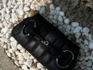 Сумка-багет женская стеганая LEATHER COUNTRY — фото 1 Сумка-багет женская стеганая LEATHER COUNTRY