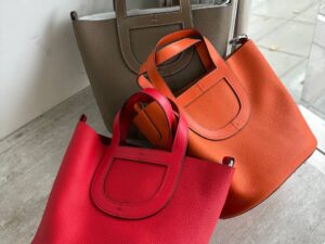 Сумка-тоут из зернистой кожи LEATHER