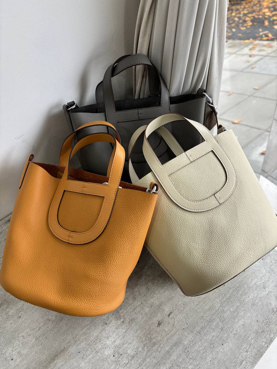 Сумка-тоут из зернистой кожи LEATHER