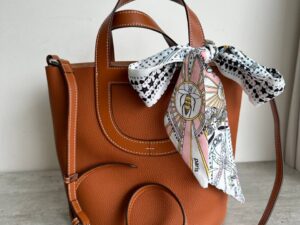 Сумка женская кожаная рыжая LEATHER