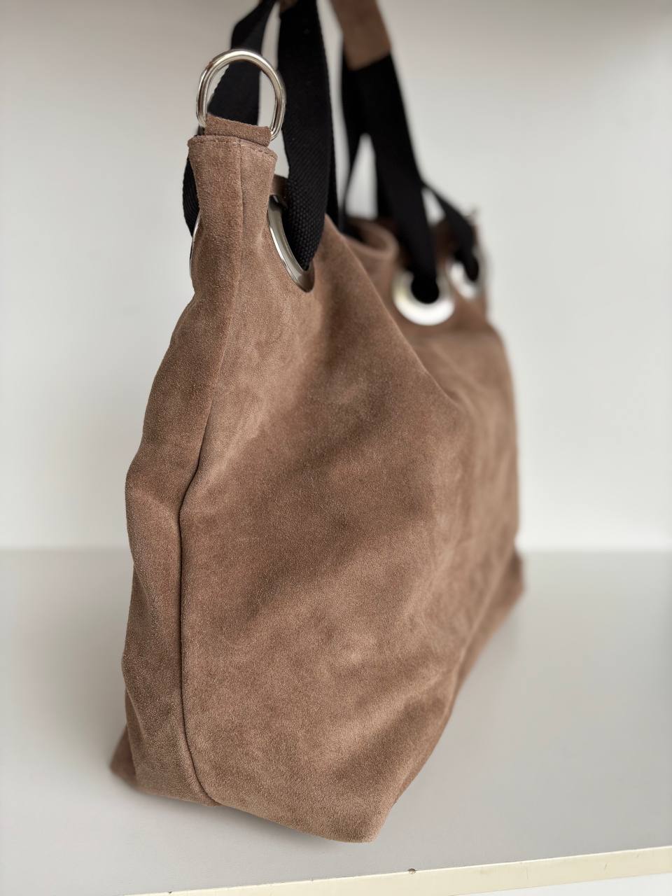 Сумка-тоут из натуральной замши LEATHER